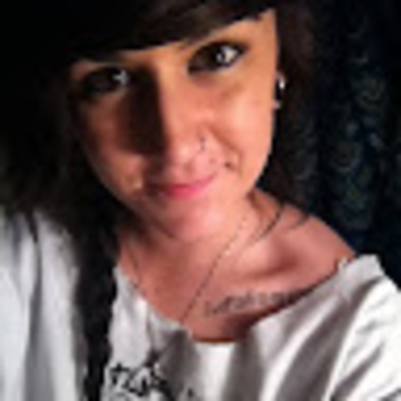 Meet your Posher, Kirstie - Picture 1 of 1